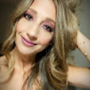 Meet your Posher, Abbey